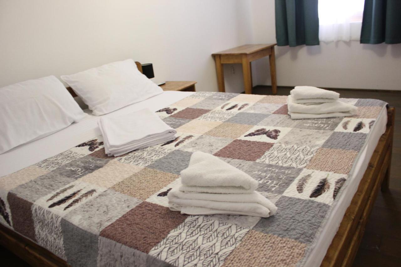 Hotel Cerdacul Cu Stuf Sfântu Gheorghe Zewnętrze zdjęcie