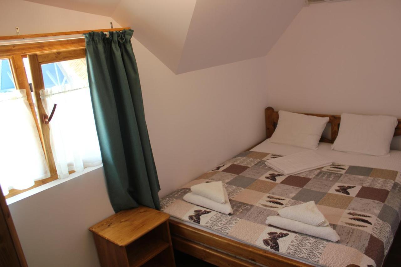 Hotel Cerdacul Cu Stuf Sfântu Gheorghe Zewnętrze zdjęcie